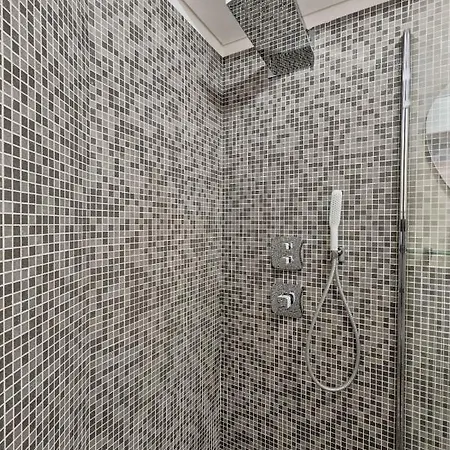 Apartment La Salle Exclusive Flat Turin