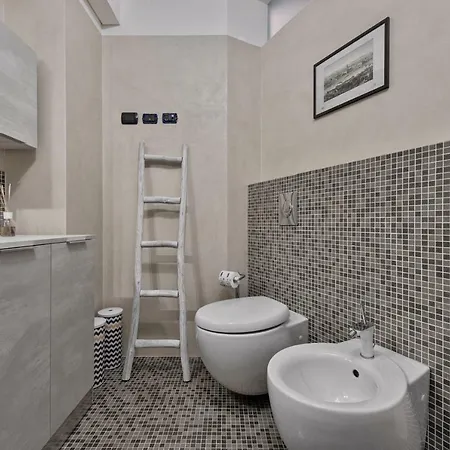 La Salle Exclusive Flat Apartment *